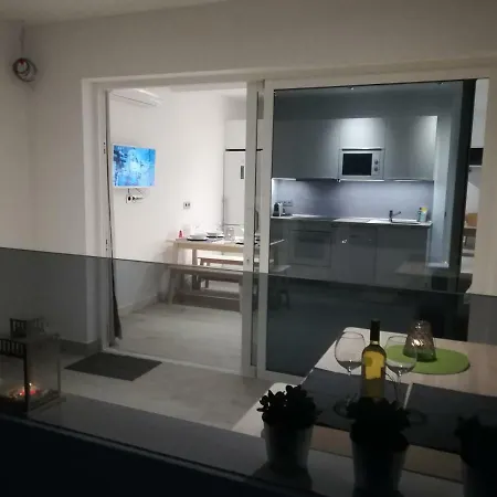 Daniela * Puerto del Carmen (Lanzarote)